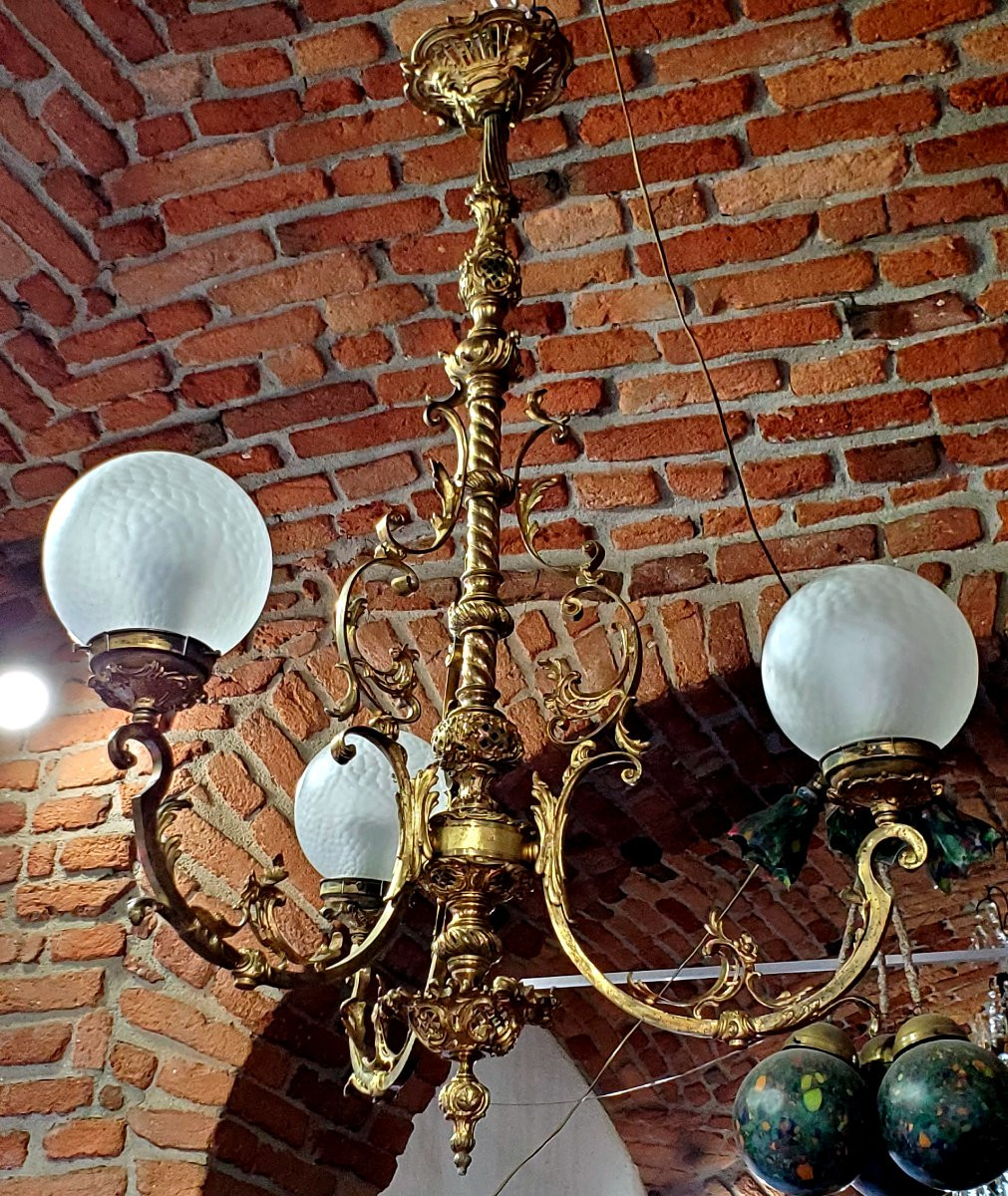 Antico Lampadario stile Barocco epoca seconda metà 1800 in bronzo dorato -photo-1