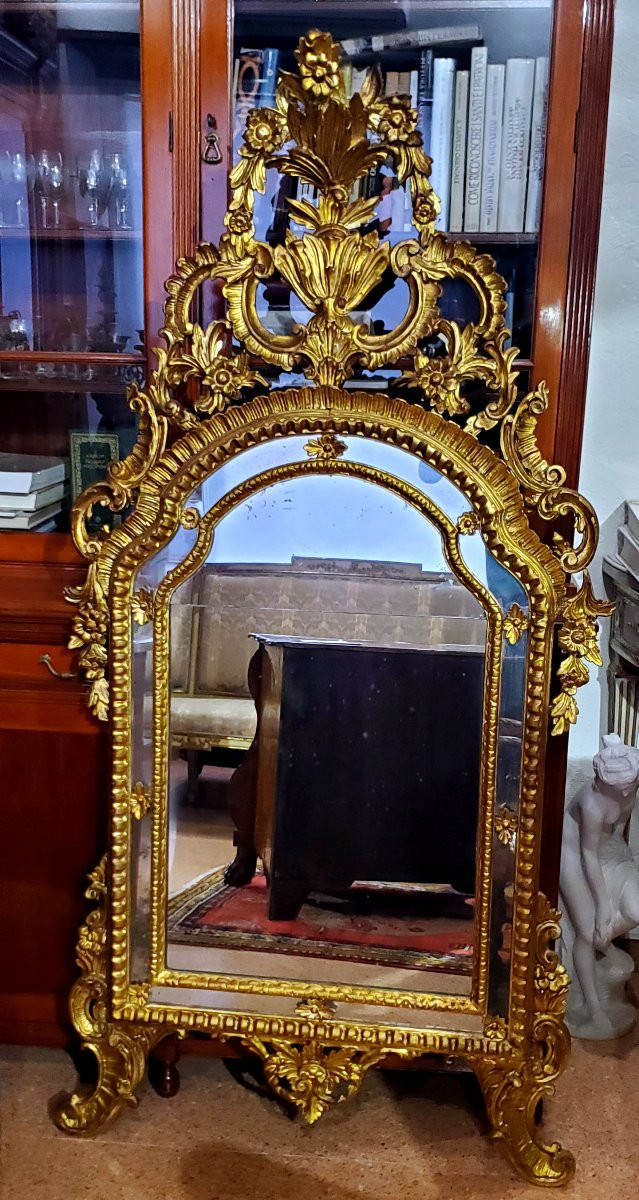 Antica specchiera in legno scolpito e dorato stle Luigi XV ,di manifattura Italiana -photo-2