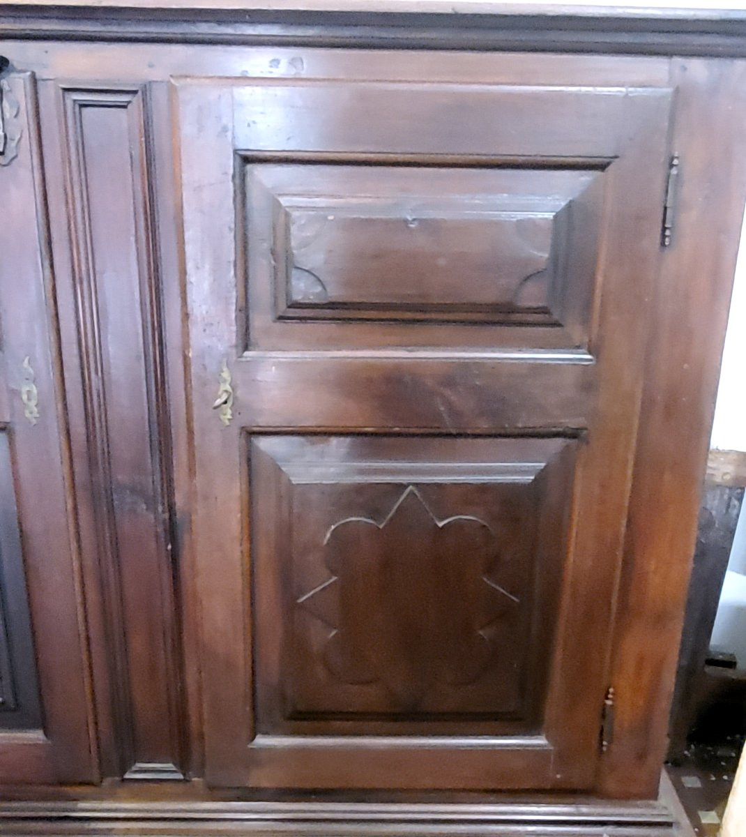 Antica credenza in legno di noce ,fine 1700 ,di manifattura Italia del nord .-photo-2