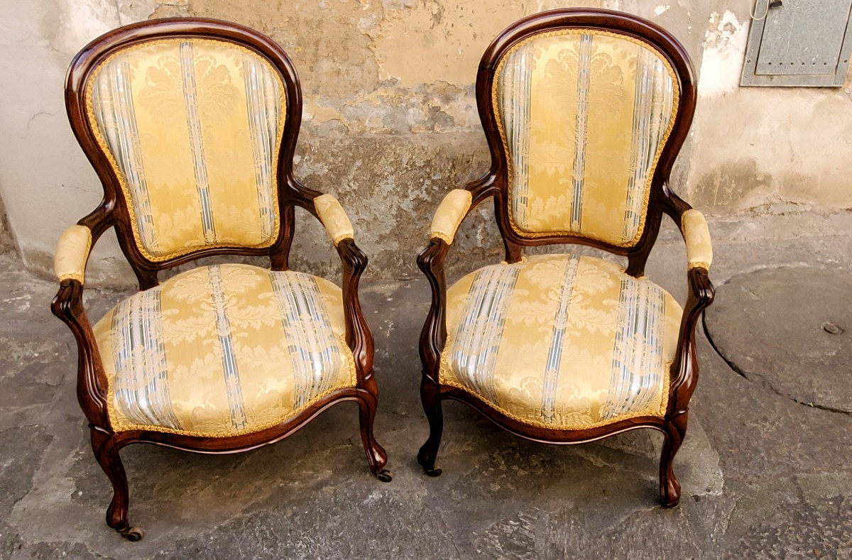 Antiche poltrone  epoca Luigi Filippo in legno di palissandro 