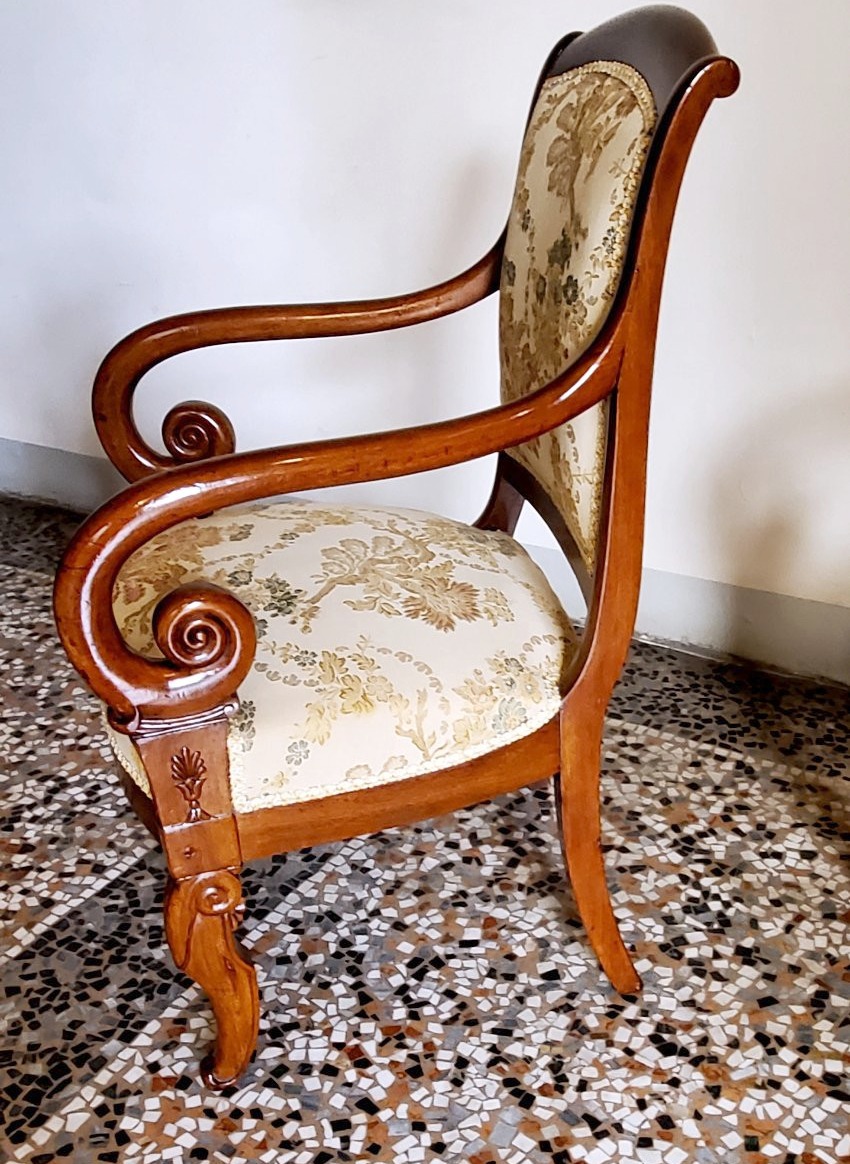 Antiche poltrone epoca Carlo x ,in legno di mogano ,di manifattura Francese . -photo-2