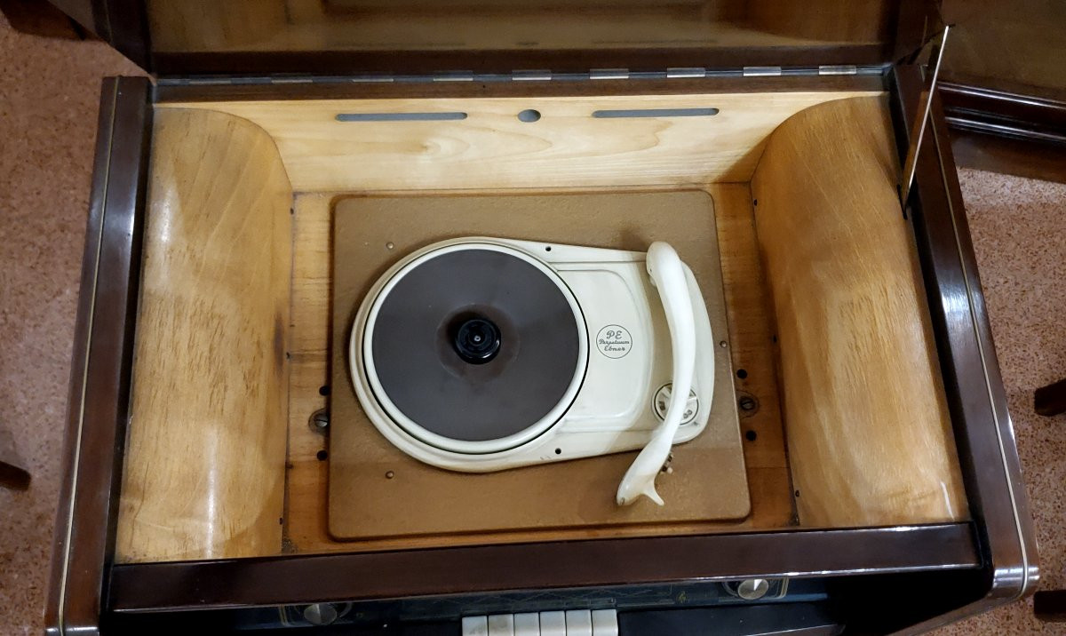 Radio anni 50 marca Grundig, con giradischi-photo-4