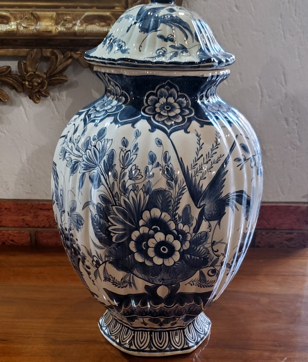 Vaso manifattura Delft (Olanda) anni 1920 ,con decoro tipico floreale blu cobalto -photo-1