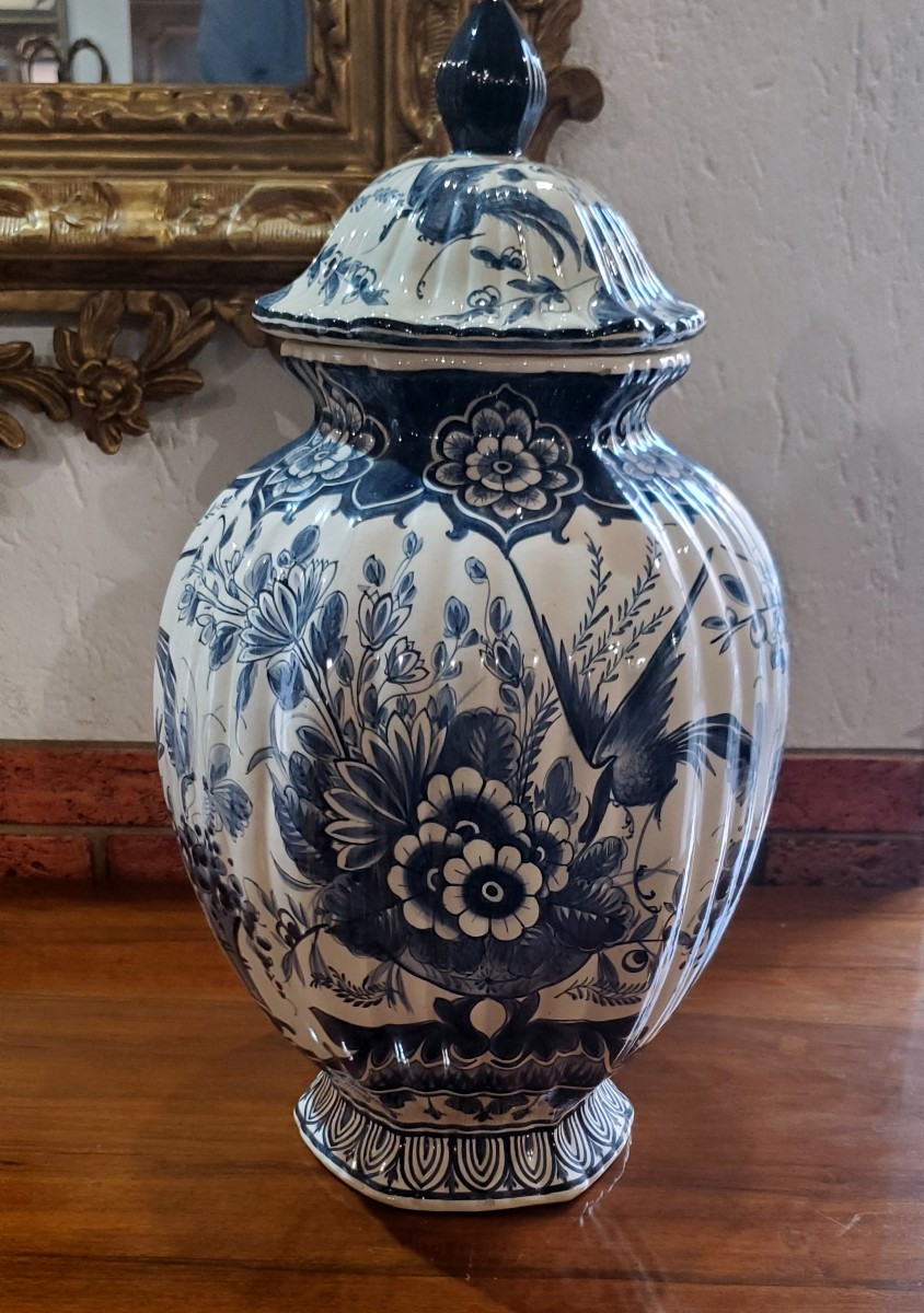 Vaso manifattura Delft (Olanda) anni 1920 ,con decoro tipico floreale blu cobalto 