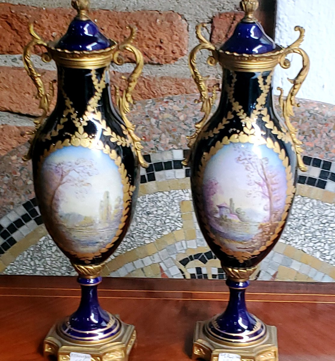 2 Antichi vasi in porcellana blu cobalto  timbrati manifattura di  Sevres-photo-3