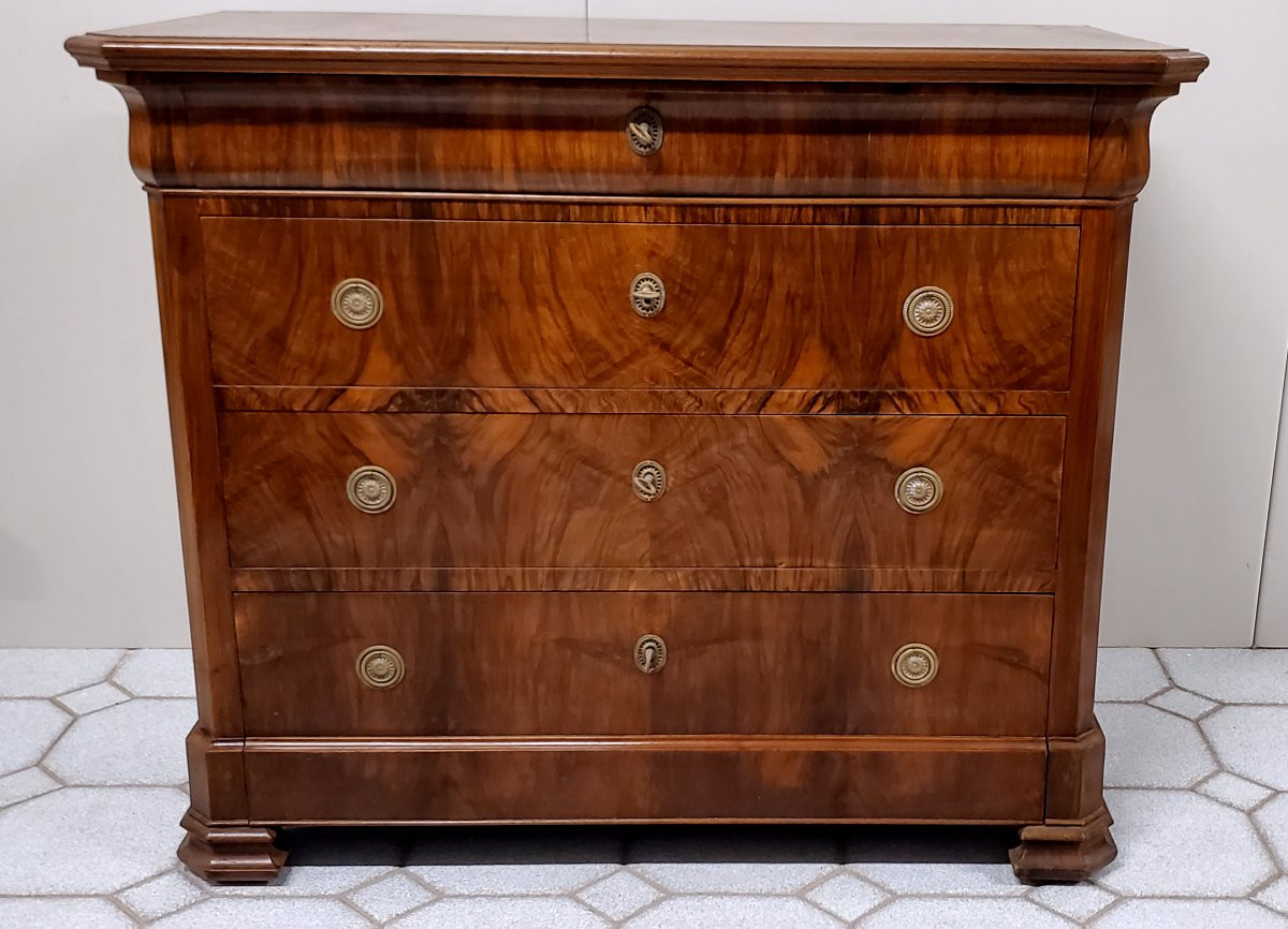 Antico comò epoca Luigi Filippo manifattura Francese ,in legno di noce .-photo-3