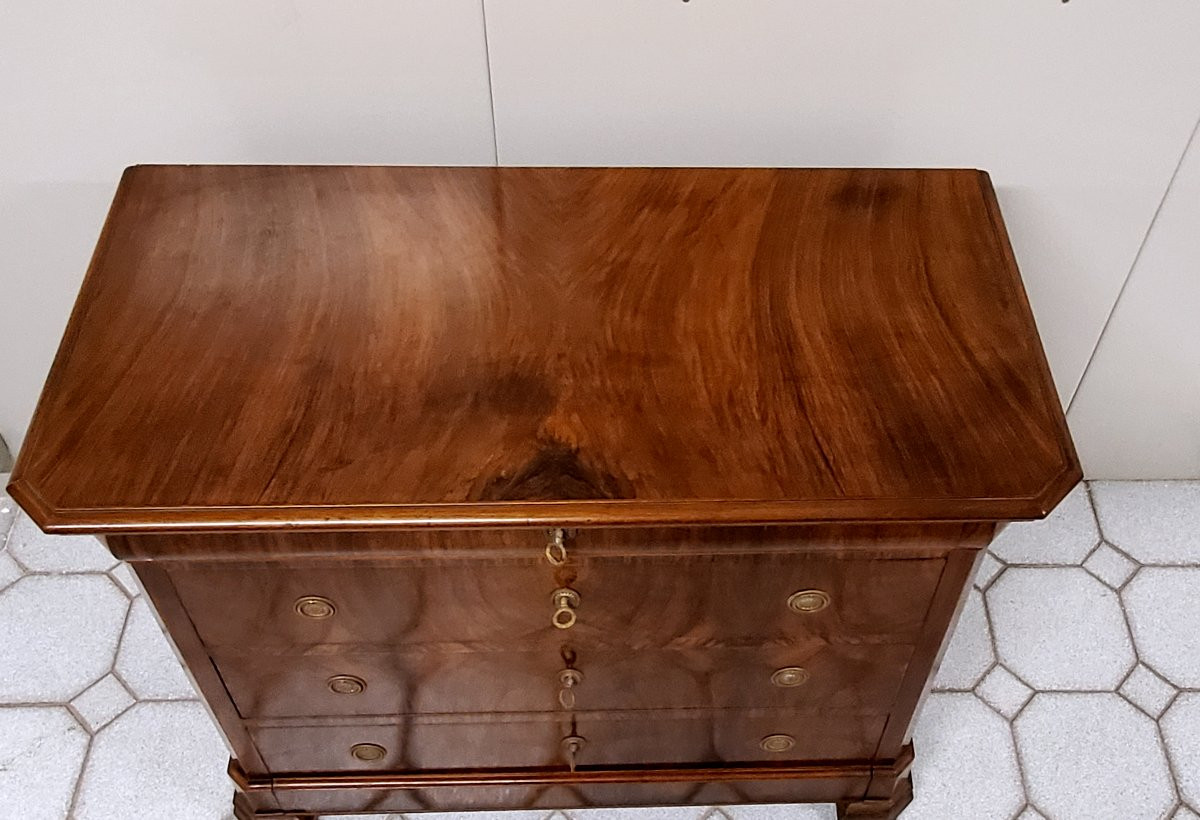 Antico comò epoca Luigi Filippo manifattura Francese ,in legno di noce .-photo-4