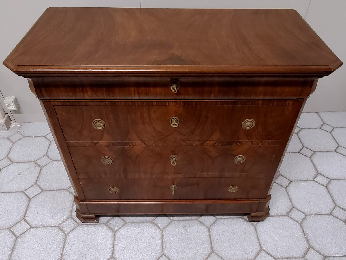 Antico comò epoca Luigi Filippo manifattura Francese ,in legno di noce .-photo-1