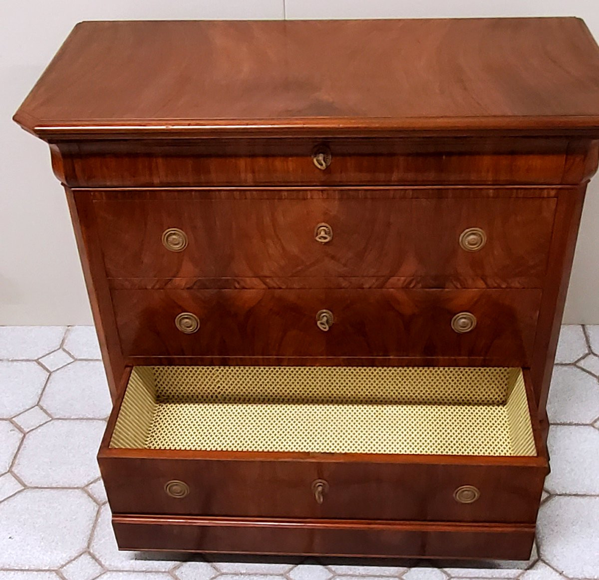 Antico comò epoca Luigi Filippo manifattura Francese ,in legno di noce .-photo-5