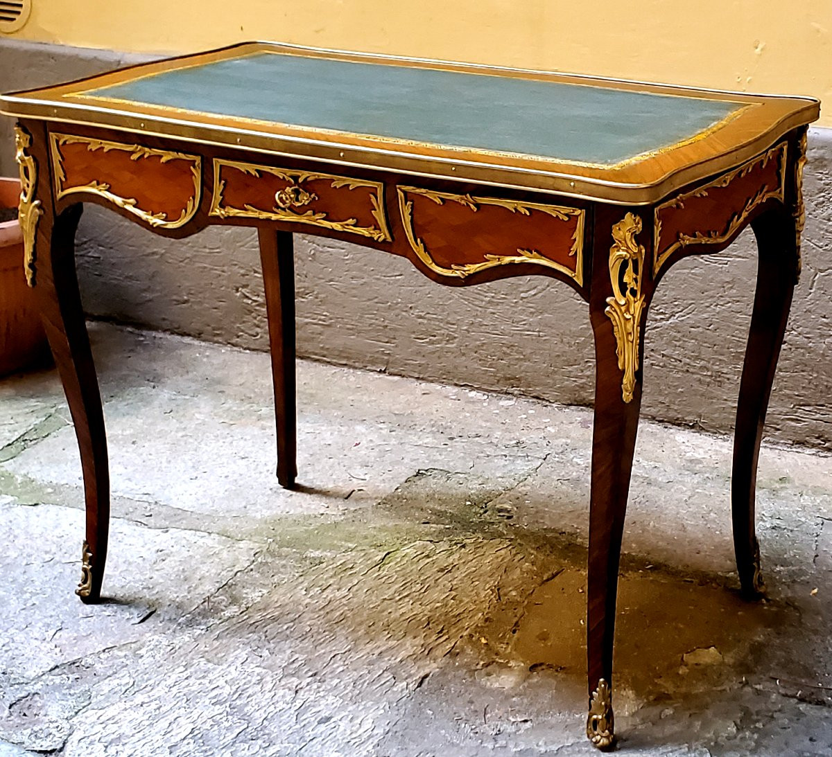 Antica scrivania Napoleone III di manifattura Francese in legno di Palissandro e Bois de Rose -photo-4