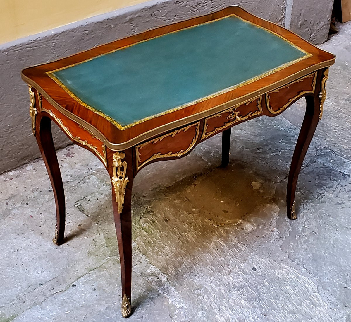 Antica scrivania Napoleone III di manifattura Francese in legno di Palissandro e Bois de Rose -photo-7