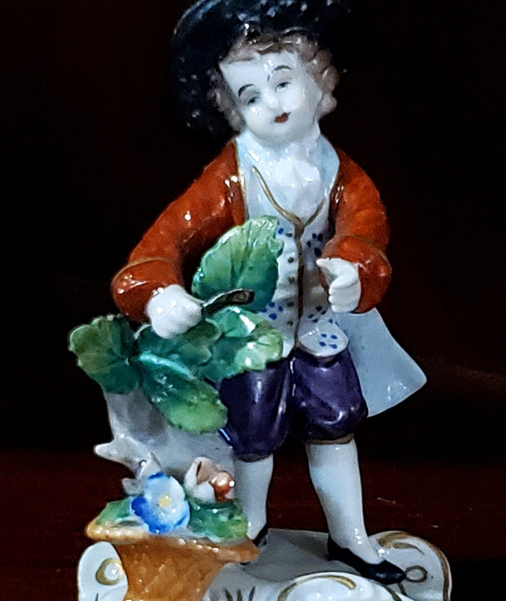 Antica statua in porcellana di manifattura tedesca Sitzendorf, Turingia-photo-2