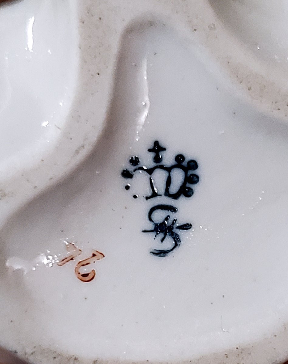 Antica statua in porcellana di manifattura tedesca Sitzendorf, Turingia-photo-4