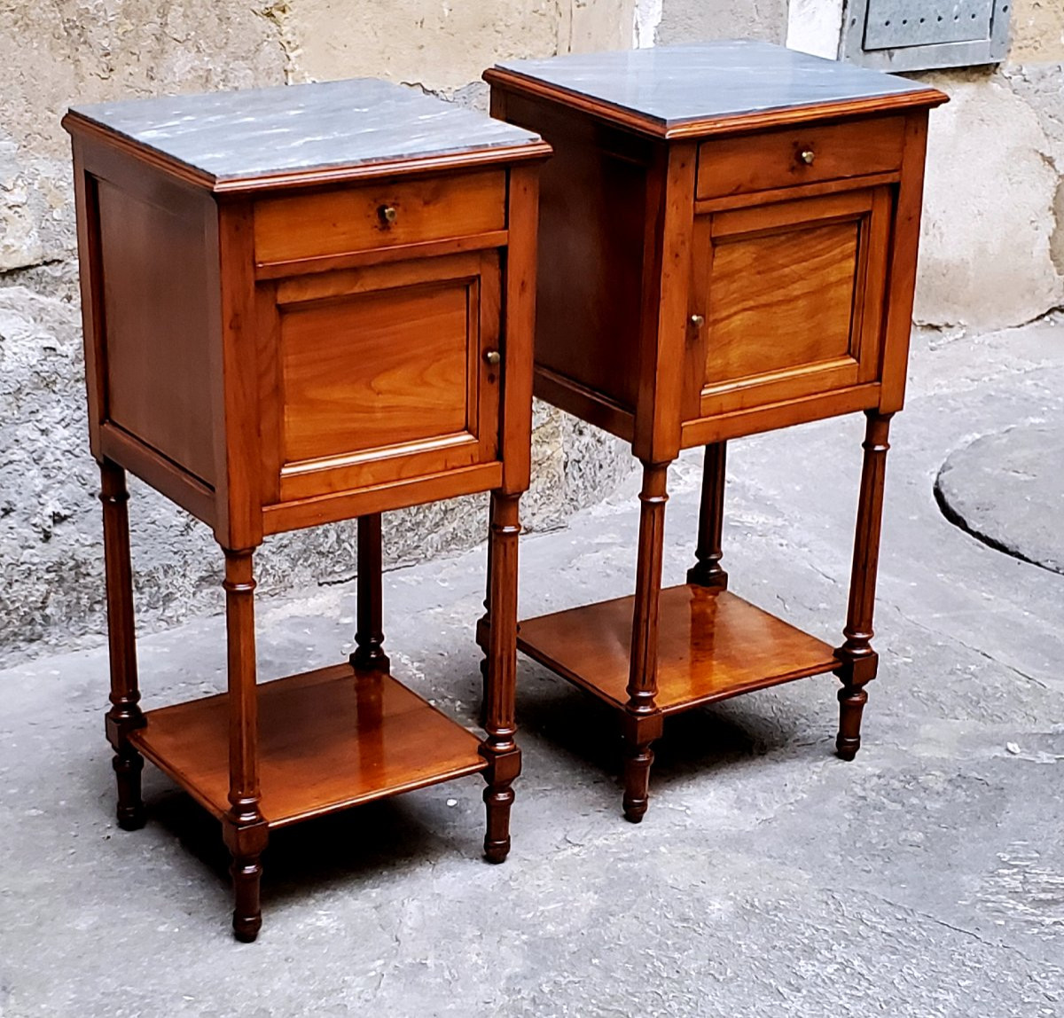 Antichi comodini Napoleone III in legno di ciliegio ,di manifattura Francese . -photo-2