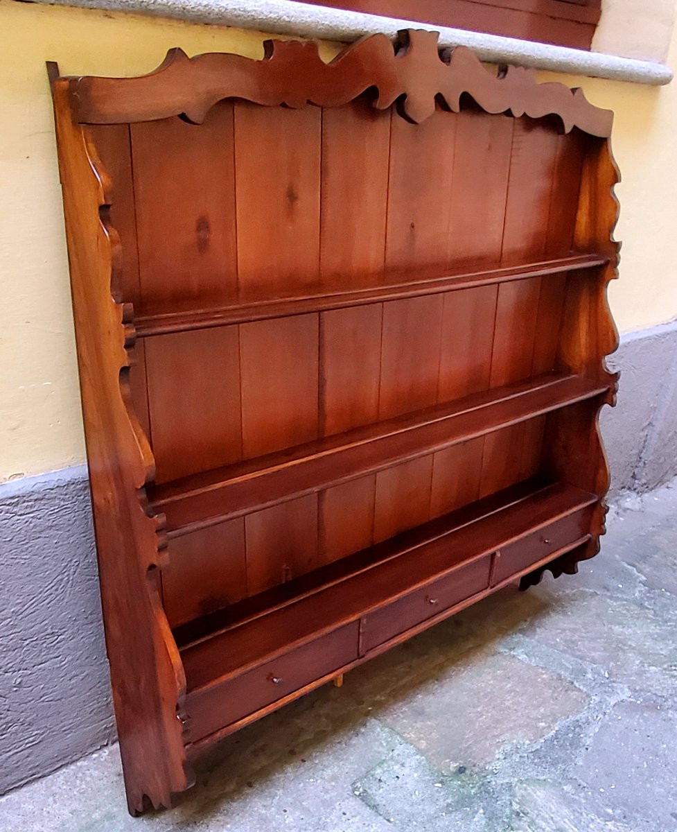 Piattaia da appendere a parete in legno di noce stile Luigi Filippo , di manifattura Italiana-photo-7