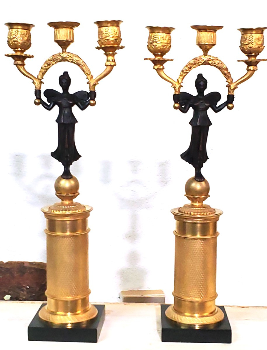 Due antichi candelieri a 3 fiamme  in bronzo dorato 18kt -photo-4