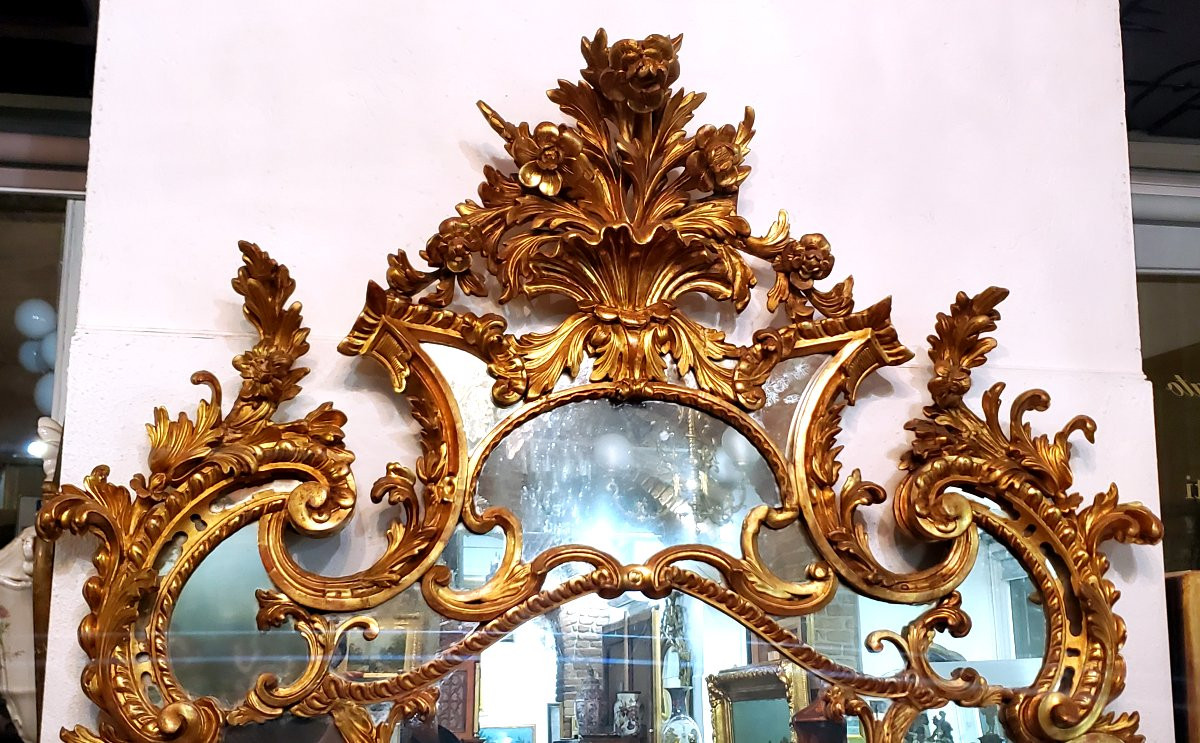  Grande Specchiera Luigi xv ,in legno scolpito e dorata in oro zecchino 18 kt . -photo-3
