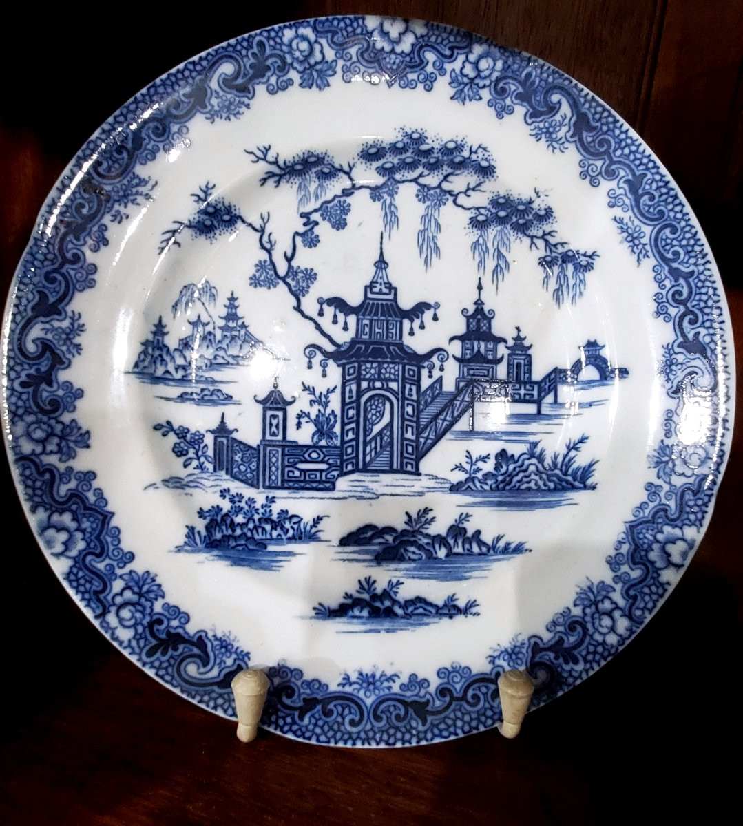 Sette antichi piatti + centrotavola   in porcellana inglese,  recanti il ​​marchio Wampoa -photo-2