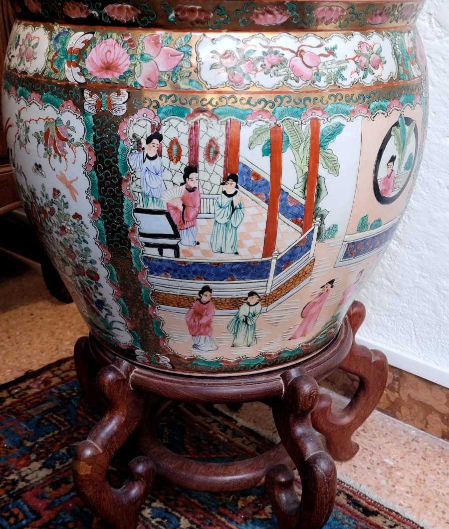 cache-pot cinese decorato, XX secolo, con base lignea-photo-3