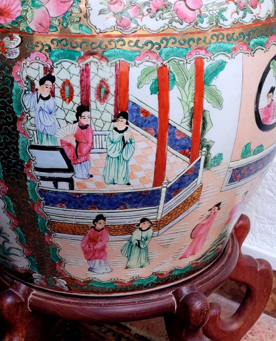 cache-pot cinese decorato, XX secolo, con base lignea-photo-1