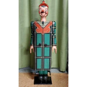 Pinocchio in legno , con mobiletto ,manifattura Italiana epoca 1940 circa 
