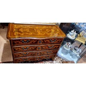 Antico Cassettone Barocco epoca 1750 manifattura Italiana (Piemonte) in legno di noce 