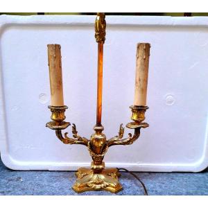 Candelabro Napoleone III epoca 1860 in bronzo cesellato e dorato .