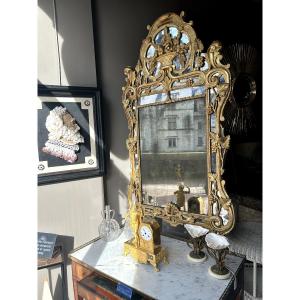 Large Provençal Mirror From "beaucaire" In Gilded Wood, 18th Century, Decorated With Vines