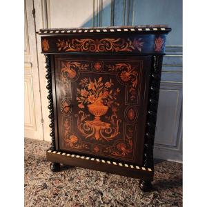 Napoleon III Furniture In Fine 19th Century Marquetry 