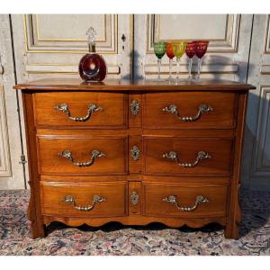 Early 18th Century Walnut Commode, Mazarine Style