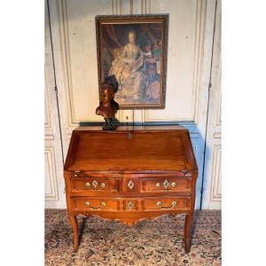 Louis XV Curved Slant-front Desk In Walnut, 18th Century 