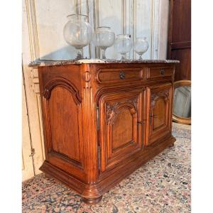 18th Century Lyon Walnut Hunting Buffet