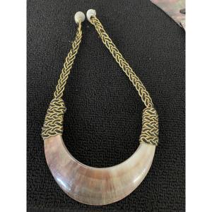 Tahitian Mother-of-pearl Necklace