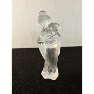 Japanese Geisha Statuette In Frosted Glass, Lalique Style