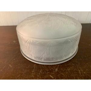 Lalique Crystal Powder Box Numbered 850
