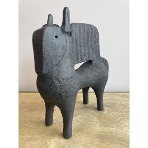 William Byl - Horse - Black Sandstone