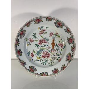 Circular Porcelain Platter – East India Company – 18th Century