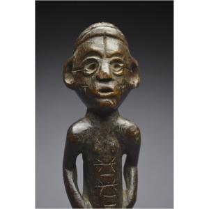 Democratic Republic Of Congo (formerly Zaire), Tabwa People, Middle Of The 20th Century,  Old Anthropomorphic Statuette With Shiny Patina