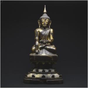 Burma, Shan State, 18th-19th Century, Large Maravijaya Buddha In Lacquered And Gilded Wood