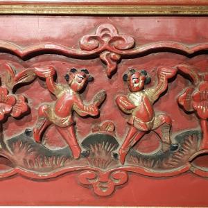 Southern China Golden Lacquered Wood Panel, 19-20th Century
