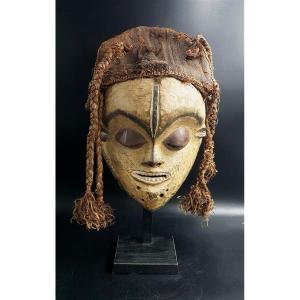“nganga Ngombo” Mask, Pende People, Drc