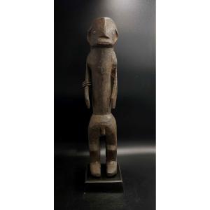 Statue Of The Ngbaka People, Drc 02