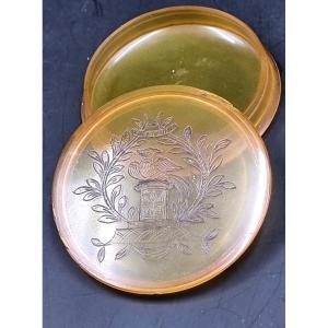 Present Box Engraved With The Dove Of Love On A Column Louis XVI Period - XVIII Es