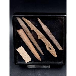 Inuit Arrowheads And Harpoon Tips 