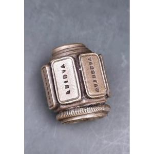 Weekly Seal Coat Of Arms And Motto At The Ends, Days On The Side Metal Alloy