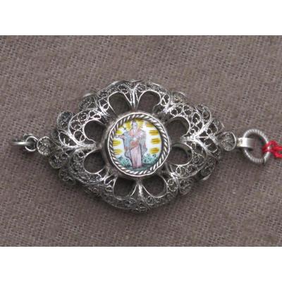 Medallion Silver Cross Pendant