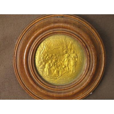 Golden Medallion Representing The Family Of Darius Imploring The Clemency Of Alexander