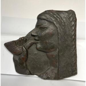 Antique Profile. Bronze 1960 #698