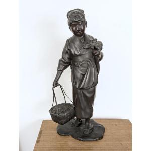 Young Girl With A Basket - Bronze, Late Meiji Or Taisho Period - Circa 1900-1920 #531