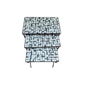 Nesting Table